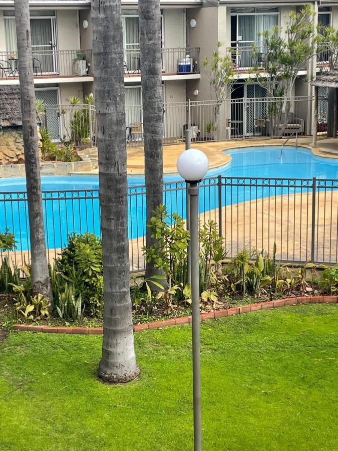 Tranquility At Mandurah Apartments Экстерьер фото